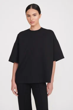 CAPSULE TOP BLACK