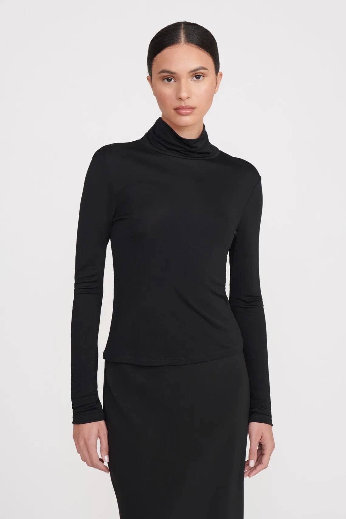 HELVIN TOP BLACK