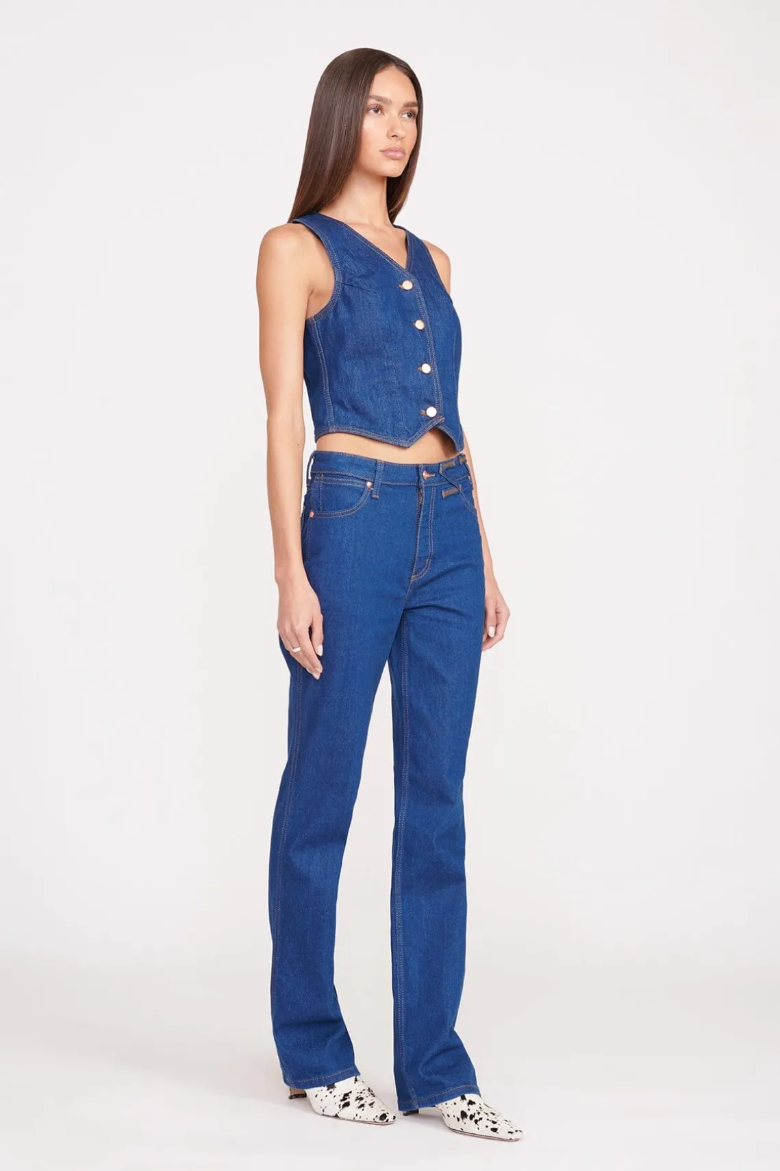 STAUD + WRANGLER THE VEST DARK RINSE