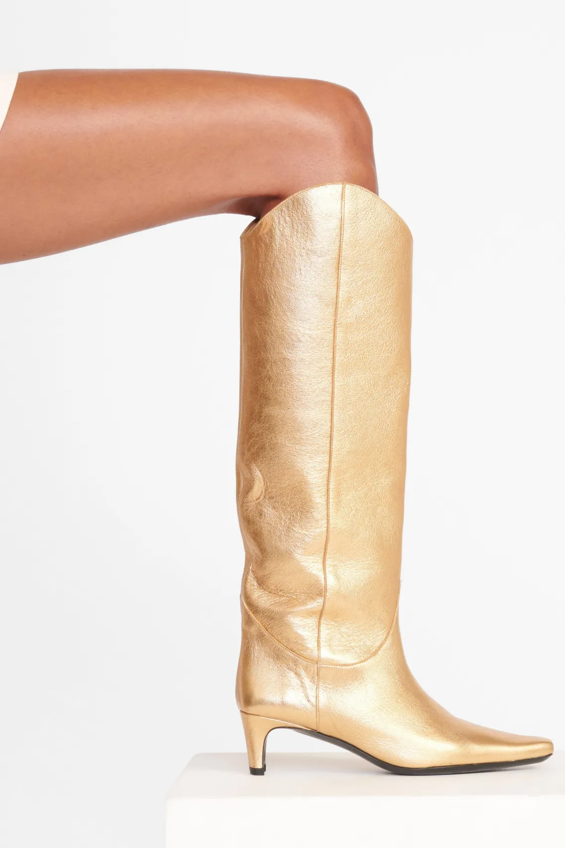 WESTERN WALLY BOOT GOLD